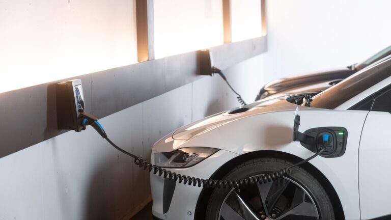 China Targets 40 Million Charging Points by 2030: Accelerating EV Infrastructure Expansion and System Integration