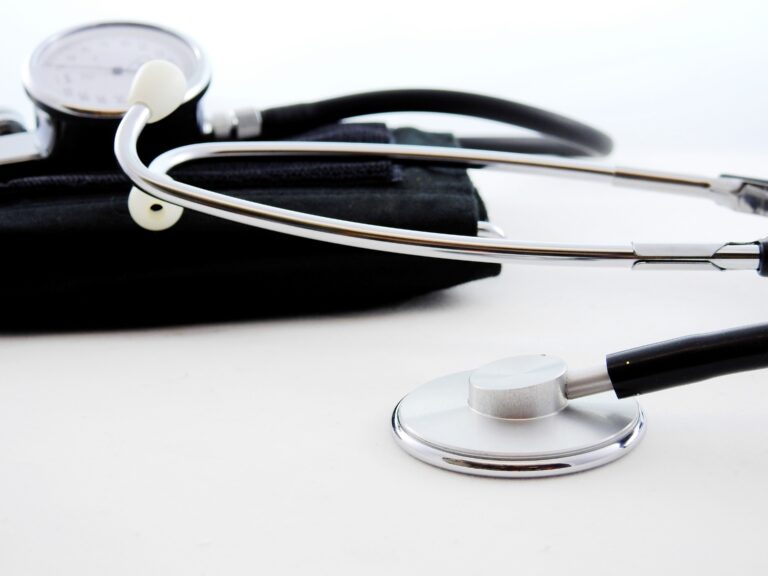 China Reshapes Healthcare Financing as Multi-Layered Medical Coverage Moves into the 15th Five-Year Plan