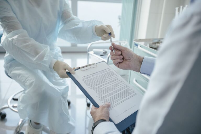 China Expands Medical Insurance Access for Flexible and Platform-Based Workers